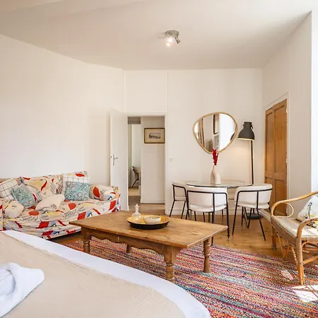 Appartement En Centre De Bordeaux