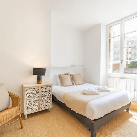 Appartement En Centre De Bordeaux