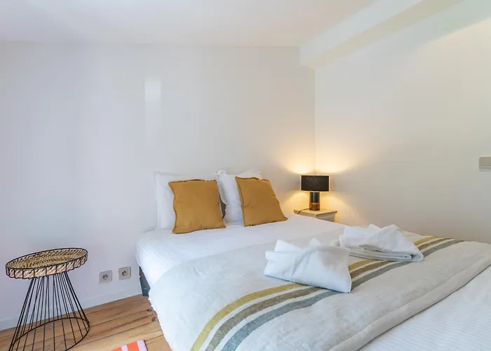 En Centre De Lägenhet Bordeaux