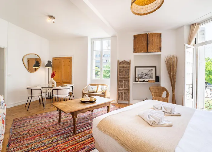 En Centre De Burdeos